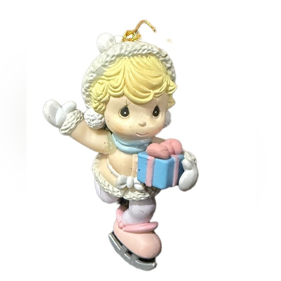 Precious Moments Angelic Figurine Ornament - Picture 1 of 5